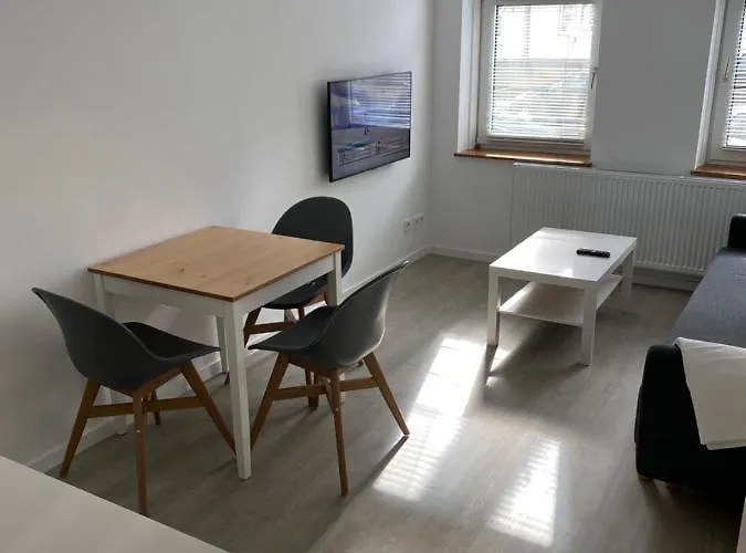 Zentrale Und Schoene Ferienwohnung
