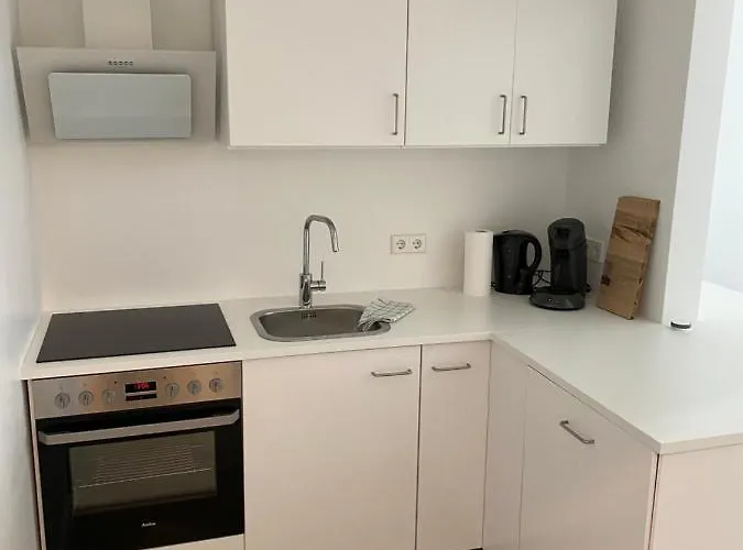 Zentrale Und Schoene Ferienwohnung